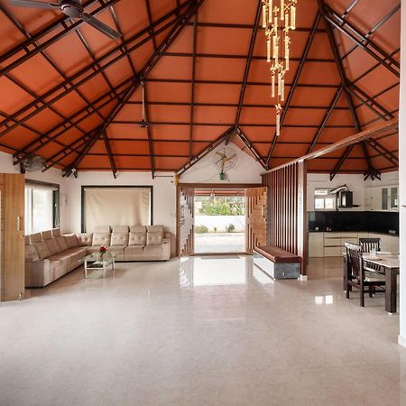 Aqua Lagoon Villa By Secret Turtle Pvt Pool Private Lawn Secunderabad Ngoại thất bức ảnh
