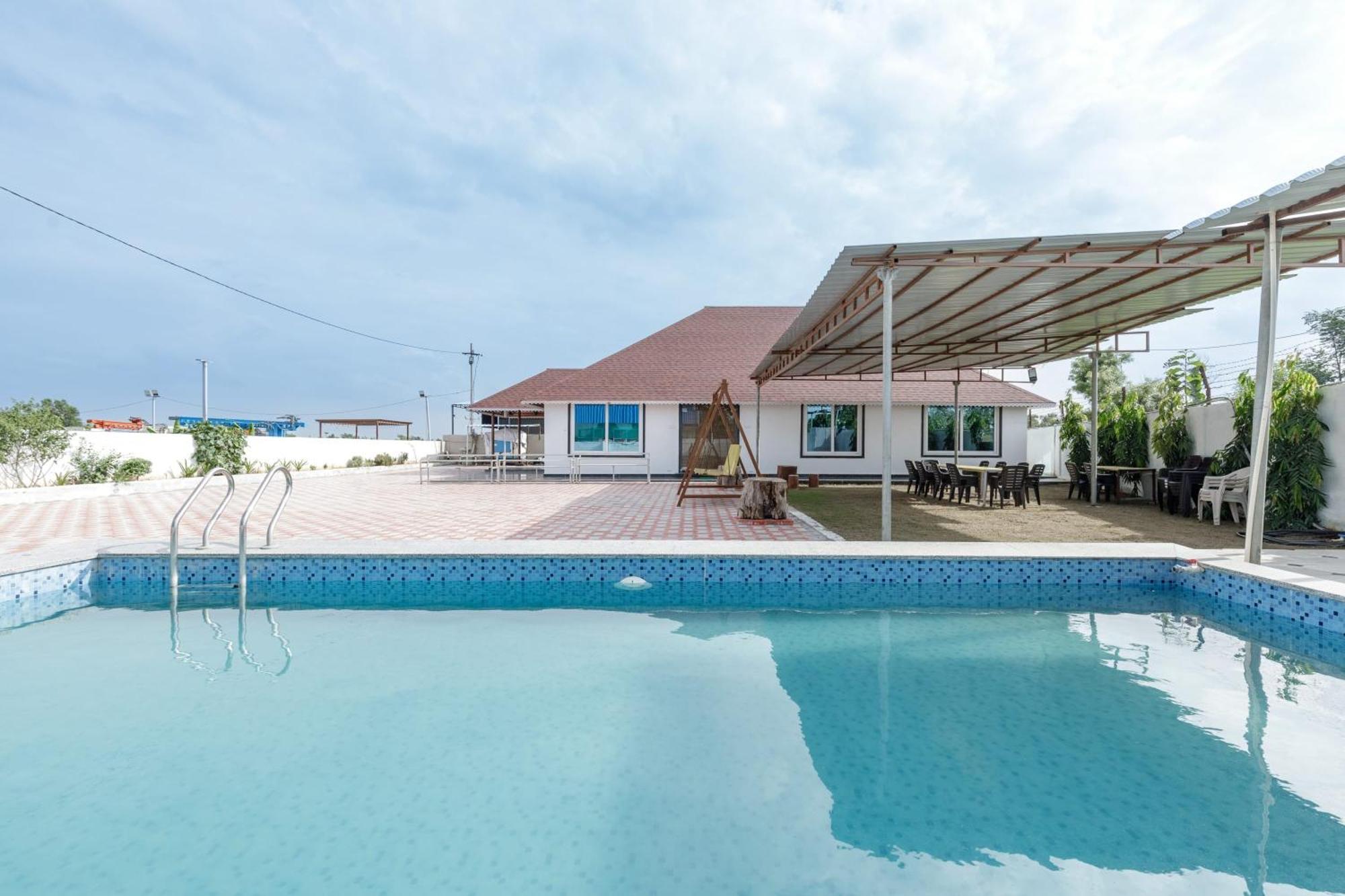 Aqua Lagoon Villa By Secret Turtle Pvt Pool Private Lawn Secunderabad Ngoại thất bức ảnh
