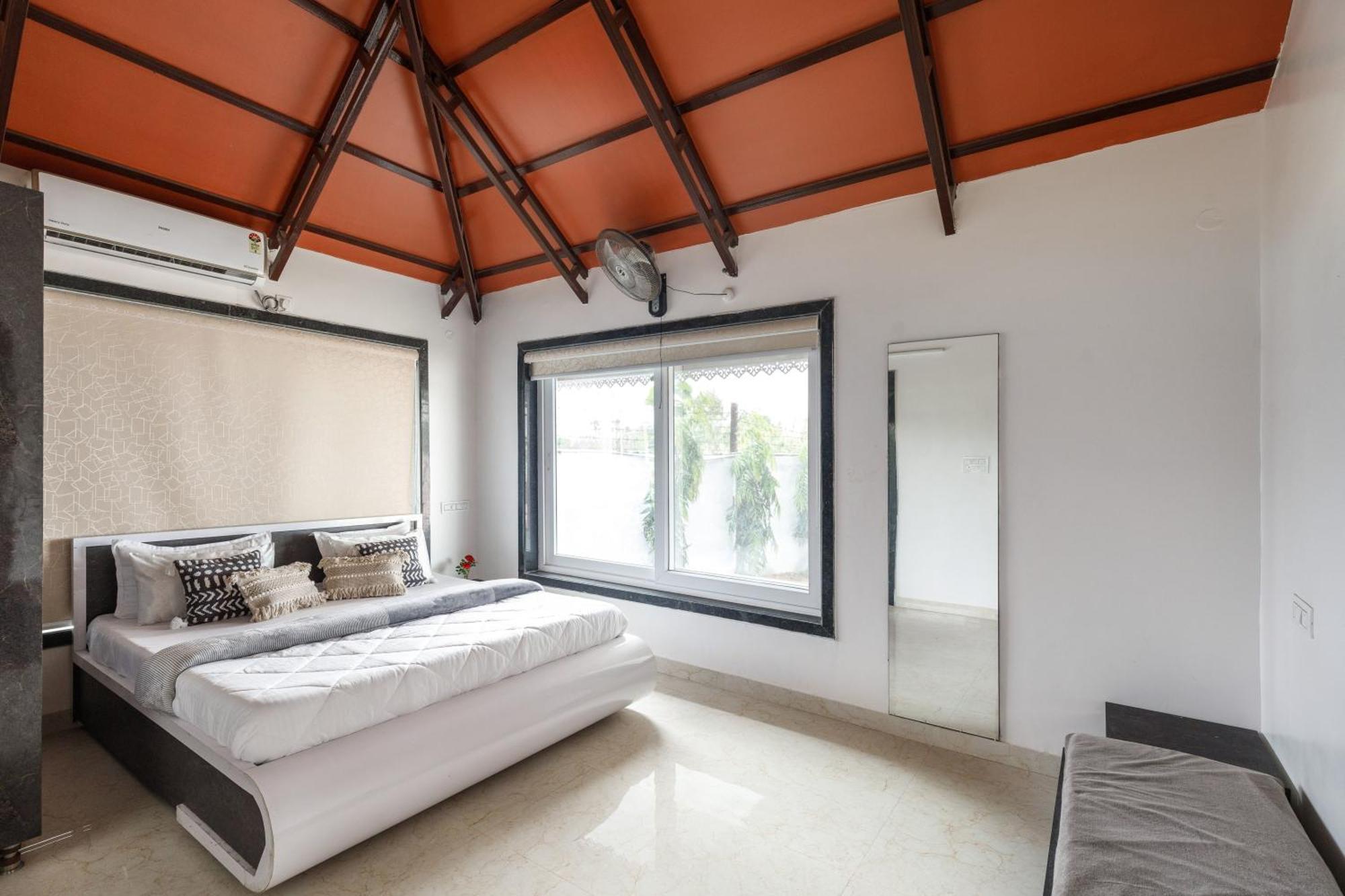 Aqua Lagoon Villa By Secret Turtle Pvt Pool Private Lawn Secunderabad Ngoại thất bức ảnh