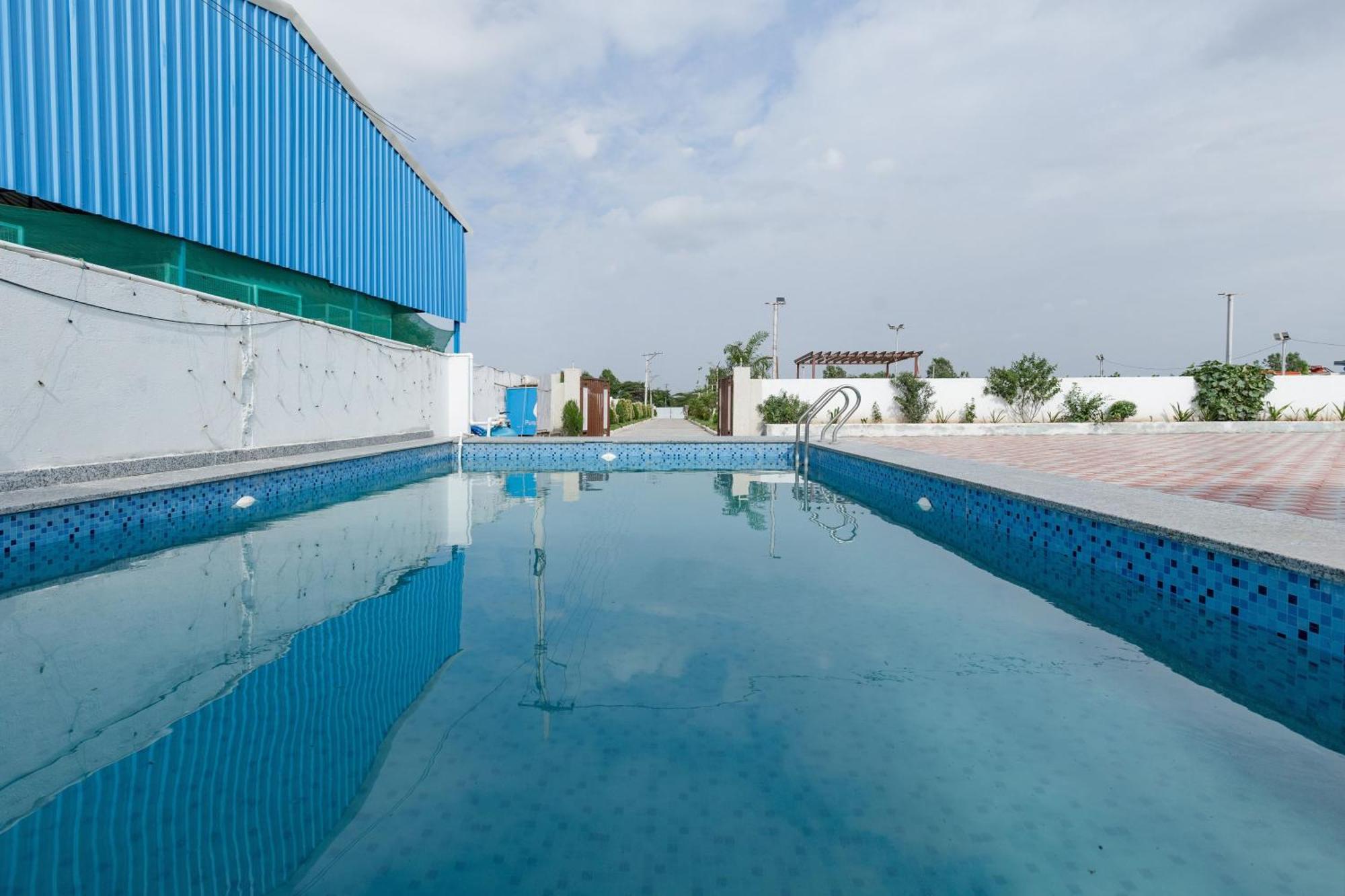 Aqua Lagoon Villa By Secret Turtle Pvt Pool Private Lawn Secunderabad Ngoại thất bức ảnh
